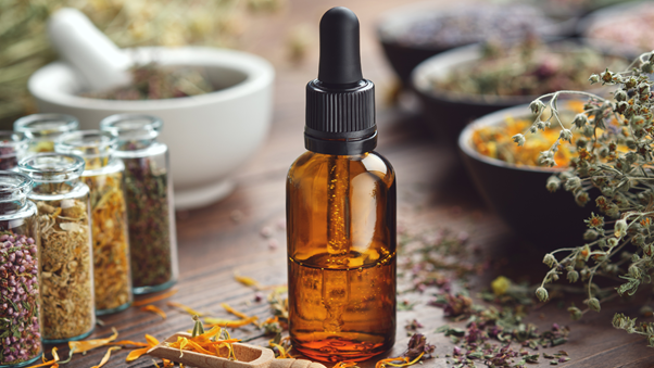精油瓶一定要用玻璃材質嗎？搞懂4個常見問題，正確保存保障精油品質- PHOENIX｜百凰化粧品容器有限公司